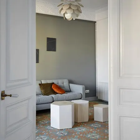 Exclusive Luxe Design - Large Tranquil Penthouse * ברצלונה