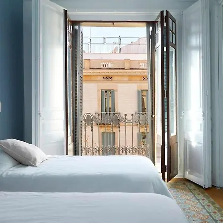Exclusive Luxe Design - Large Tranquil Penthouse Appartement *